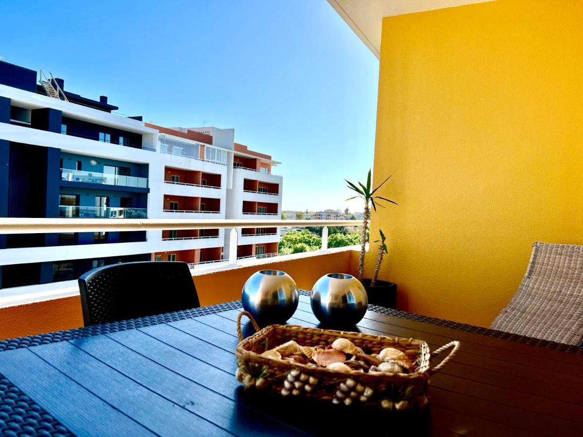 Casa Sol, Fast Wifi, Airco, Swimming Pool Near The Beach Praia Da Rocha Portimão Kültér fotó